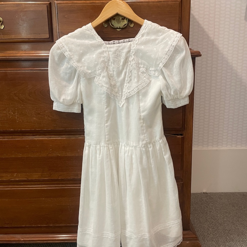 Gunne Sax Cream Lace Dress